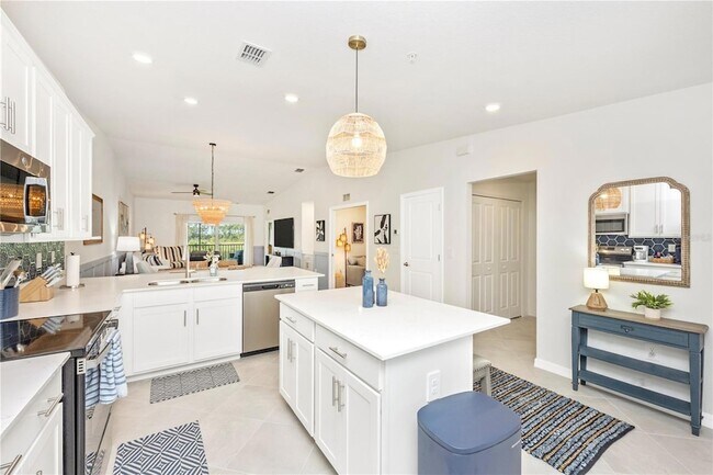 Building Photo - 17500 Opal Sand Dr