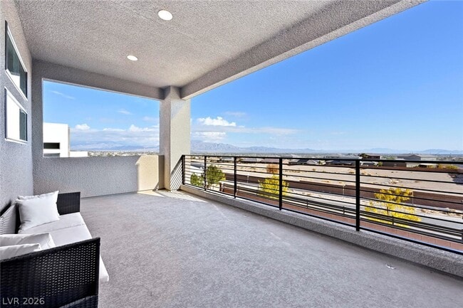 Building Photo - 4008 Desert Trce Ct