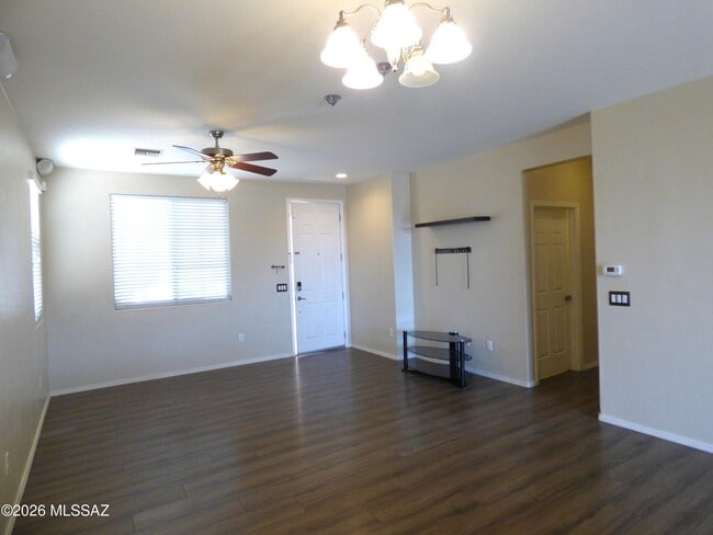 Building Photo - 14377 N Bannerstone Ct