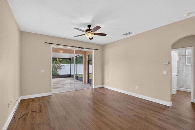 Building Photo - 5605 Hawklake Rd