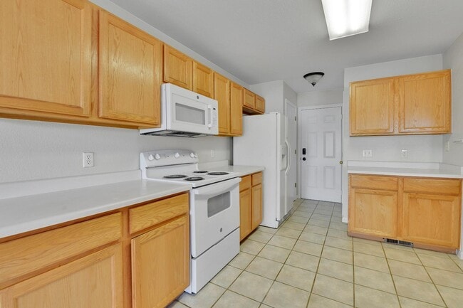 Building Photo - 1308 S Danube Way