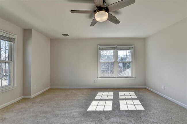 Building Photo - 6415 Sterling Dr