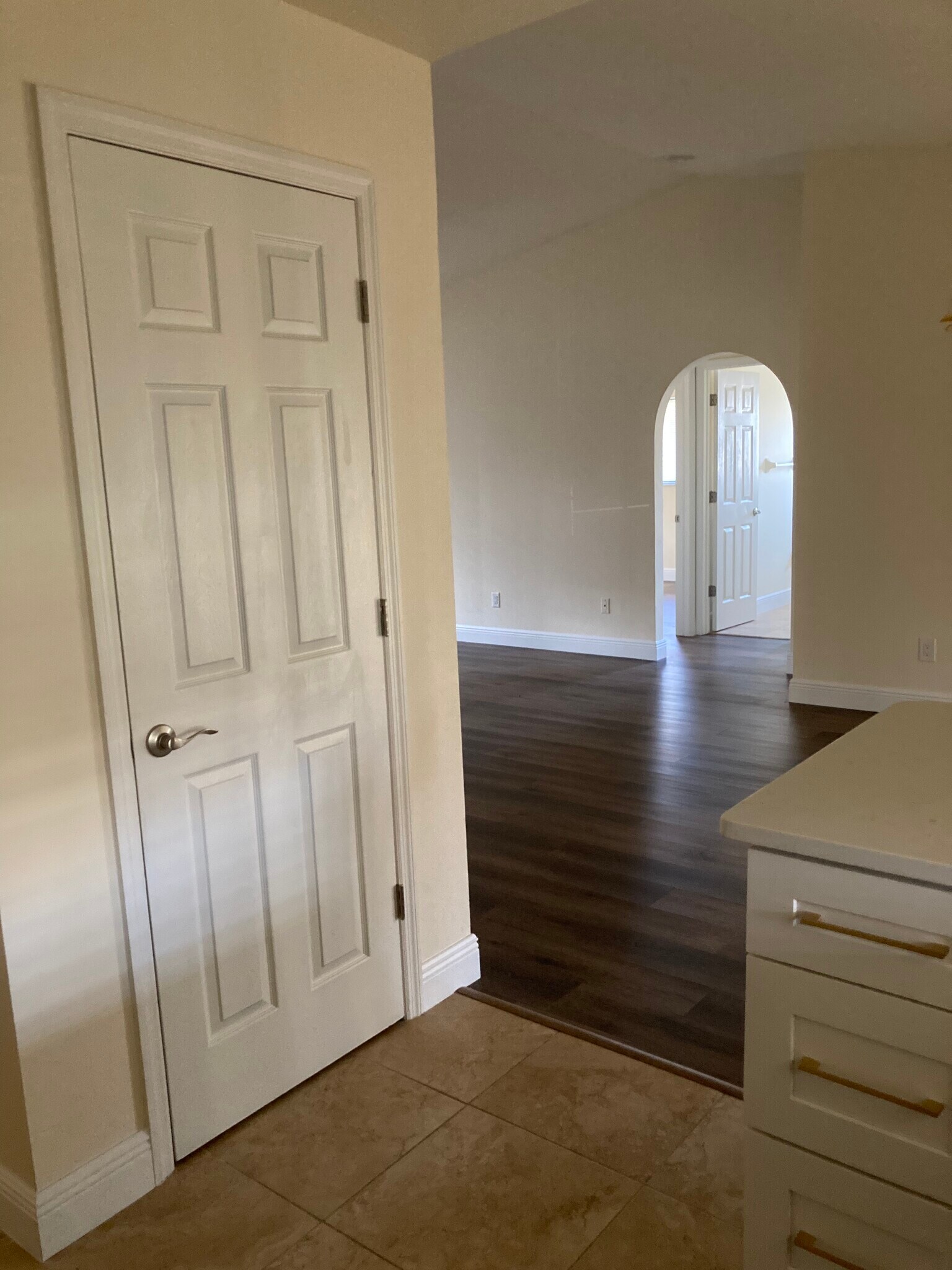 Full closet kitchen pantry - 901 SE 29th St
