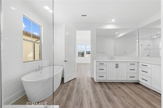 Building Photo - 57 Longchamp