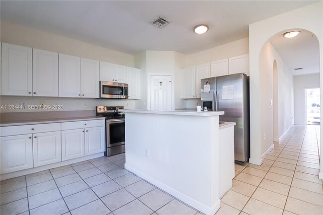 Building Photo - 5663 NW 112th Pl