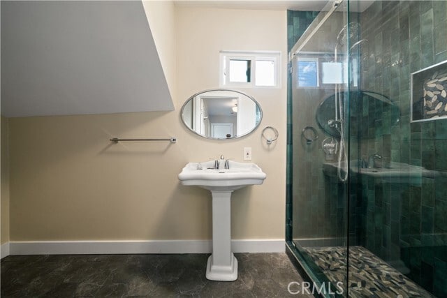 Building Photo - 326 Daisy Ave