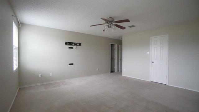 Building Photo - 5929 Thoroughbred Trail