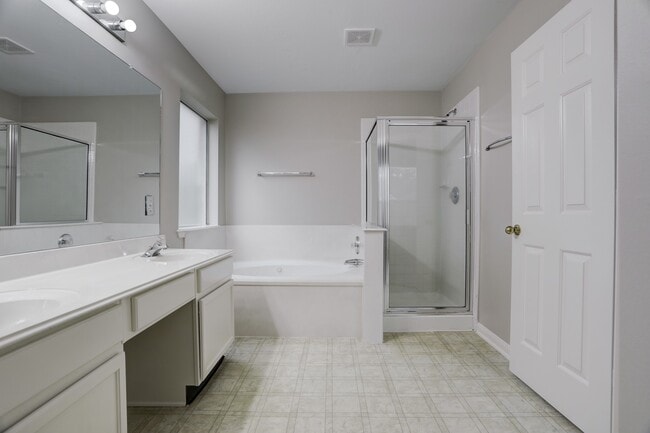 Building Photo - 3924 Highland Vale Ct