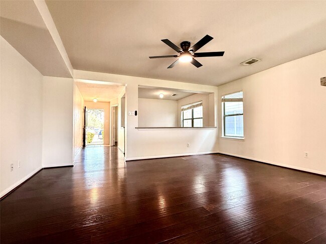 Building Photo - 16127 Cole Bridge Ln