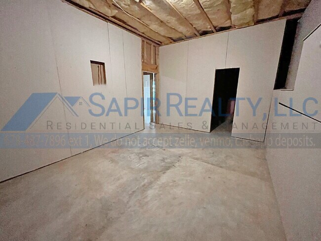 Building Photo - 712 Habersham Ct