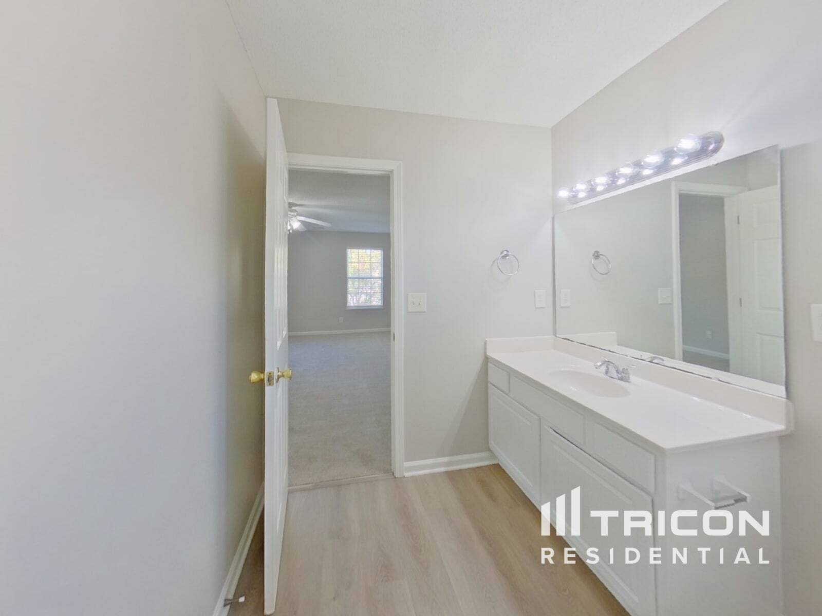 Building Photo - 925 Schofield Ln