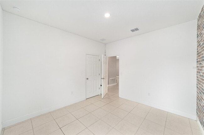 Building Photo - 11102 SW 58th Avenue Rd