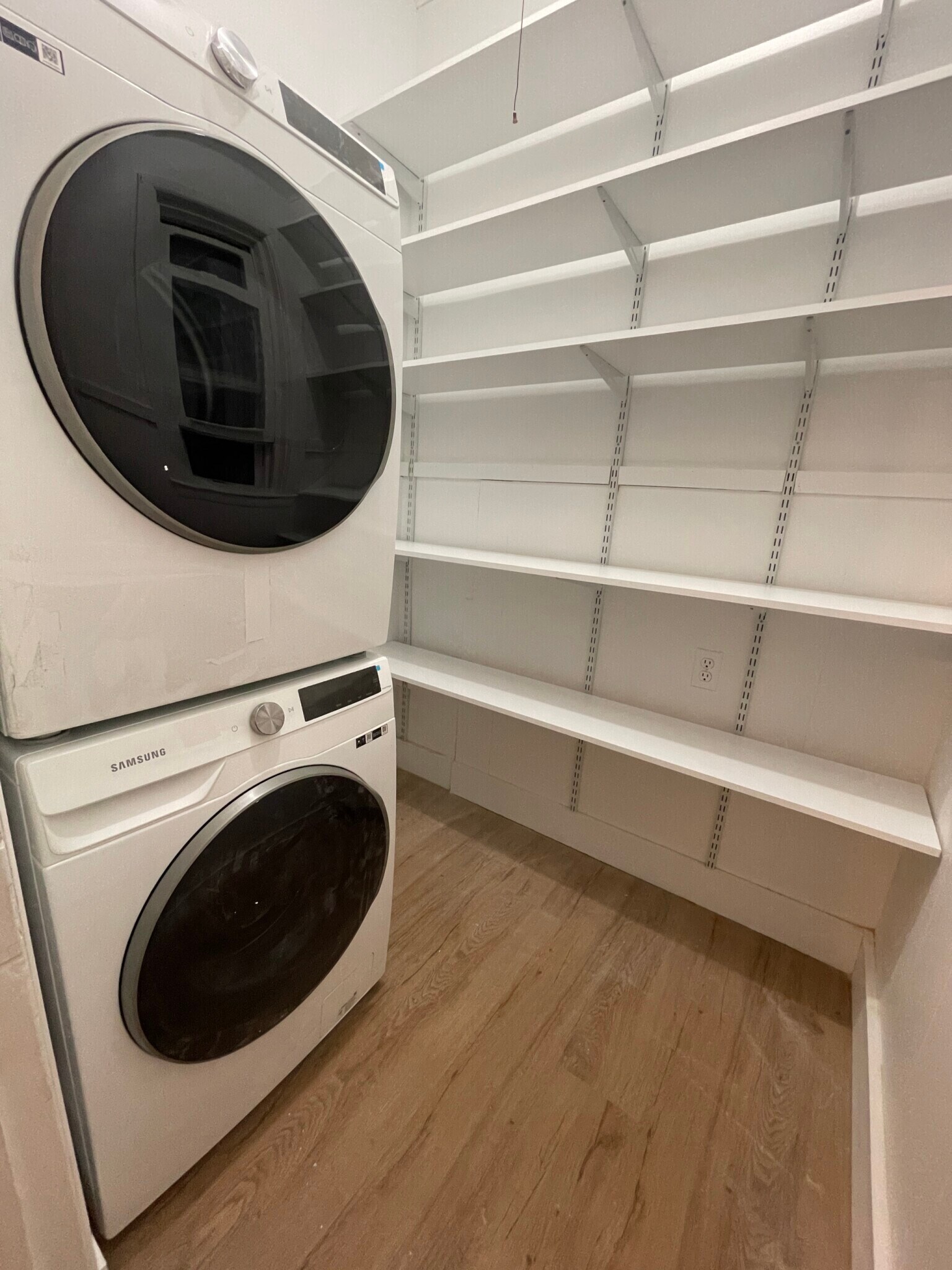 Building Photo - 68 Beacon St