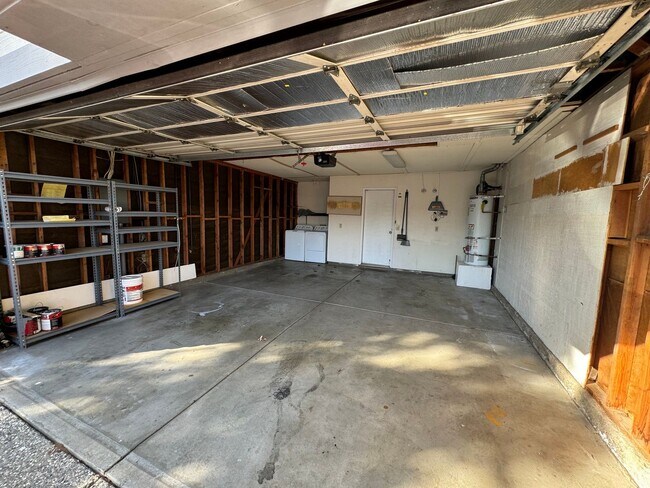 Building Photo - 1310 Puebla Way