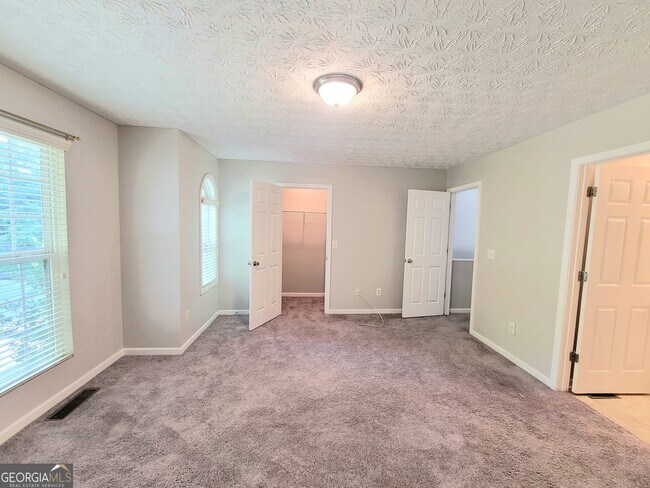 Building Photo - 4010 Browne Ct
