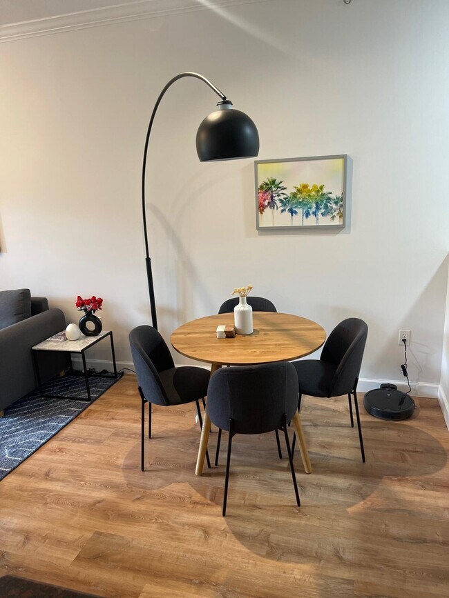 Building Photo - 4801 PGA Boulevard