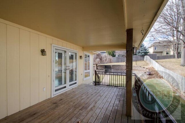 Building Photo - Beautiful and Spacious 3 Bd/3Ba with finished basement