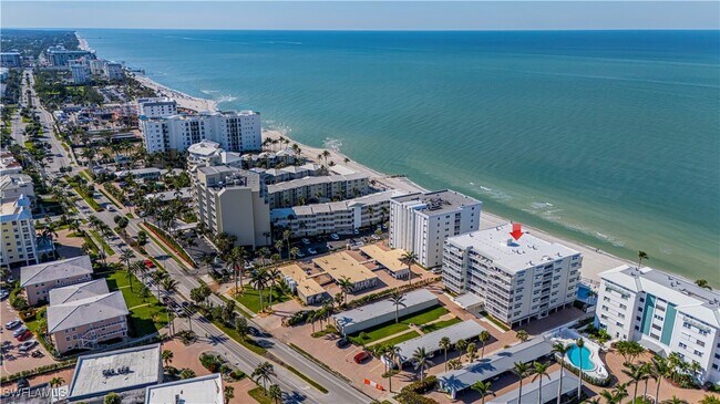 Building Photo - 1977 Gulf Shore Blvd N