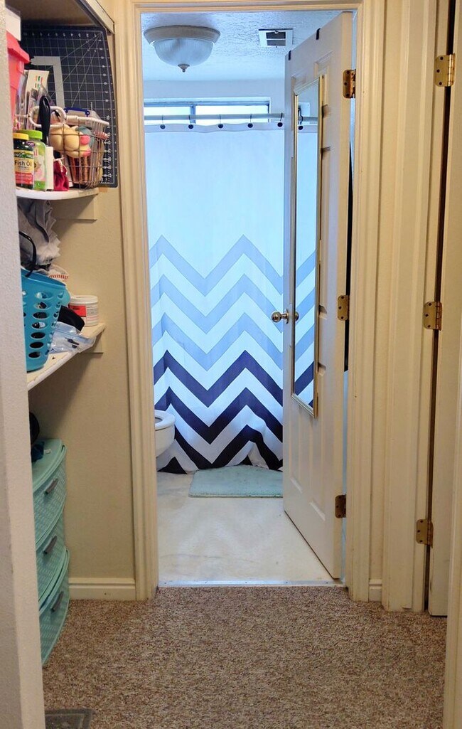 Building Photo - 1B/1B Pet Friendly Apartment South of BYU