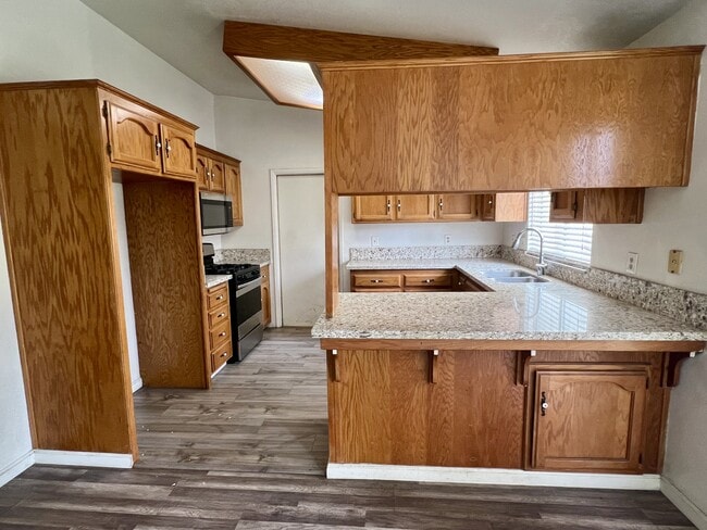 Building Photo - 3500 Pueblo Ct