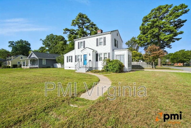 Building Photo - 121 Hanover Ave
