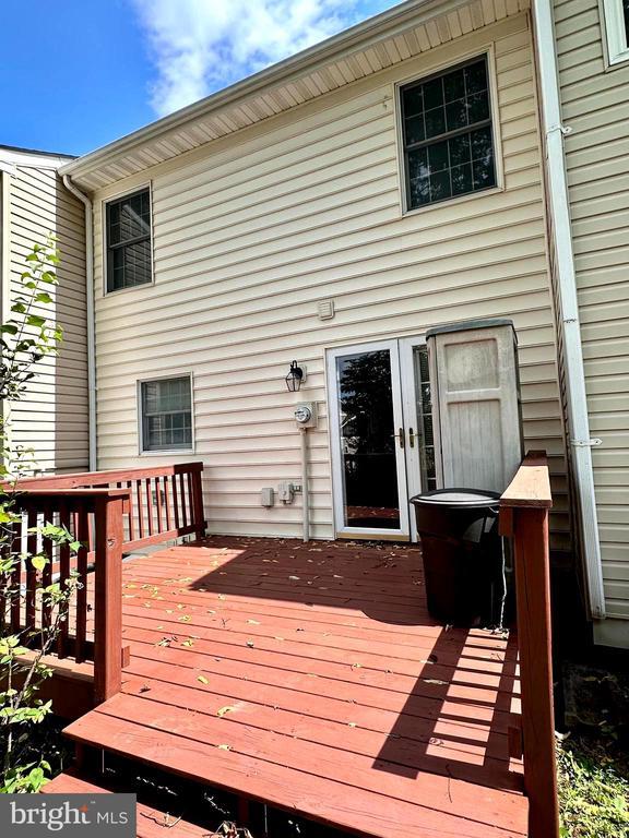 Building Photo - 504 Tudor Dr