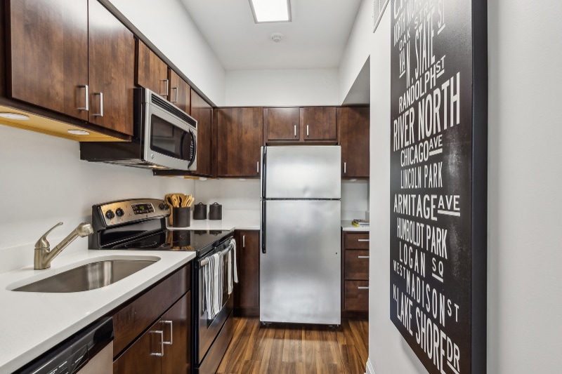 Building Photo - 180 E Pearson St