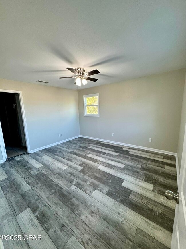 Building Photo - 1506 Pennsylvania Ave