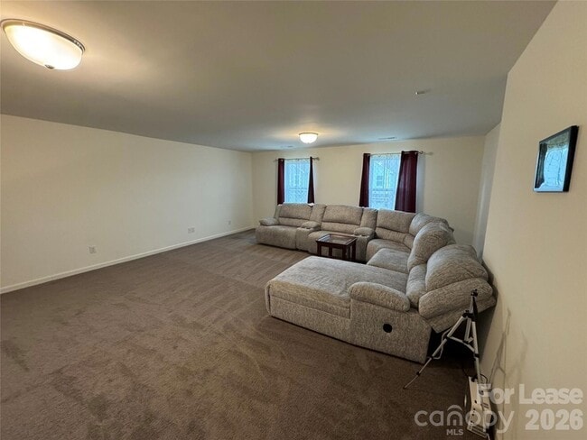 Building Photo - 574 Scotch Meadows Loop