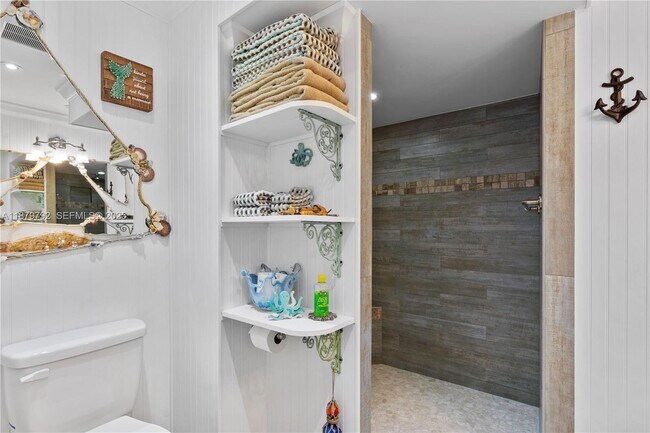 Building Photo - 3550 Galt Ocean Dr