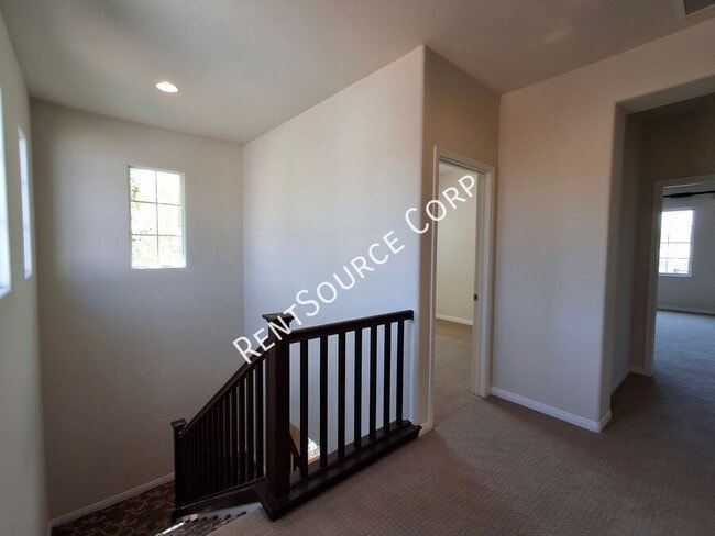 Building Photo - 24310 Las Palmas St