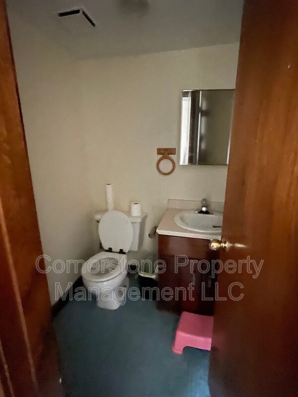 719 Locust St 719 Locust St Eudora KS 66025 Apartment Finder