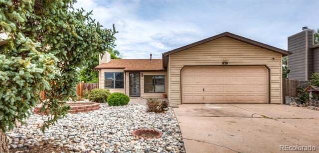 Building Photo - 838 Daffodil St