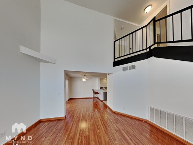 Building Photo - 8042 Laurena Ave