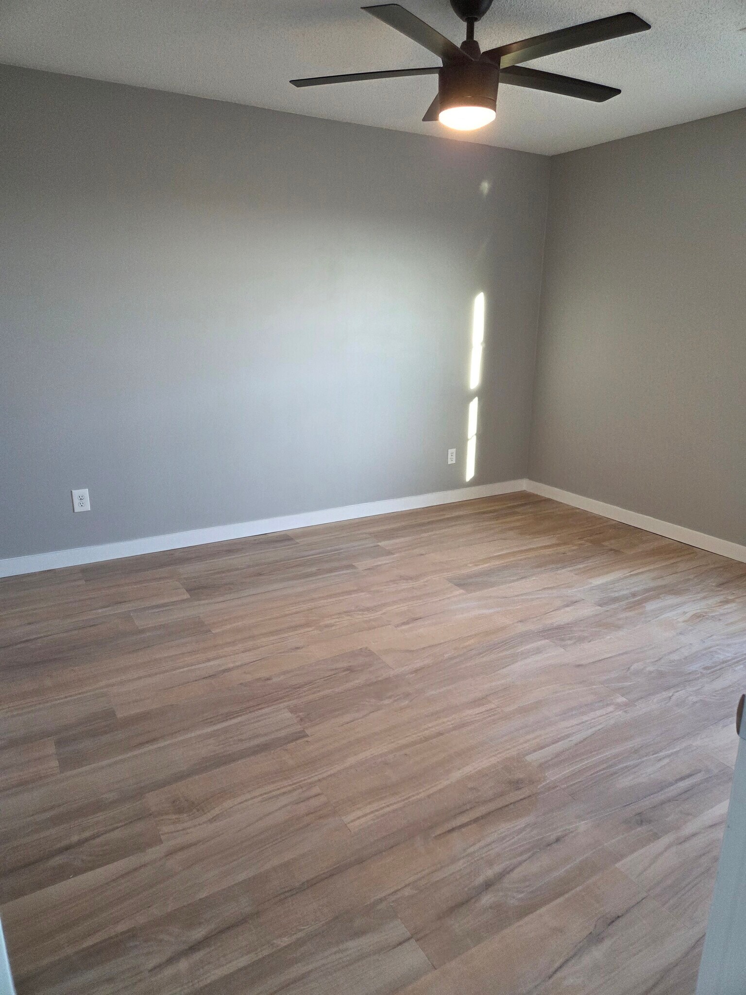 Building Photo - 8022 Intervale Way