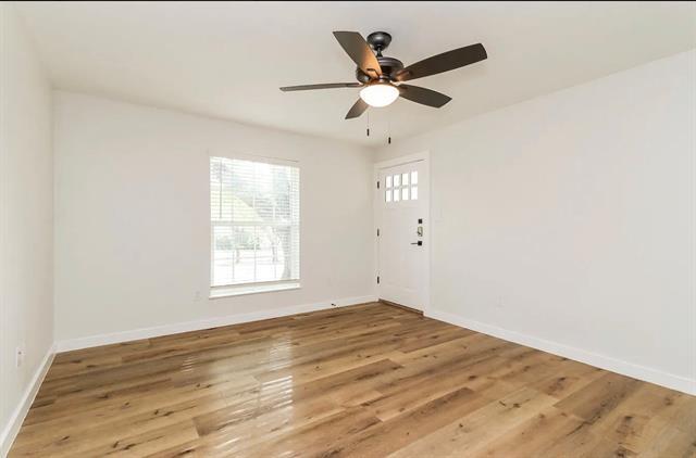 Building Photo - 425 N Rosemont Ave