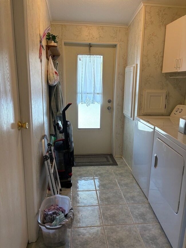 Building Photo - 55+ gated Mobile home community