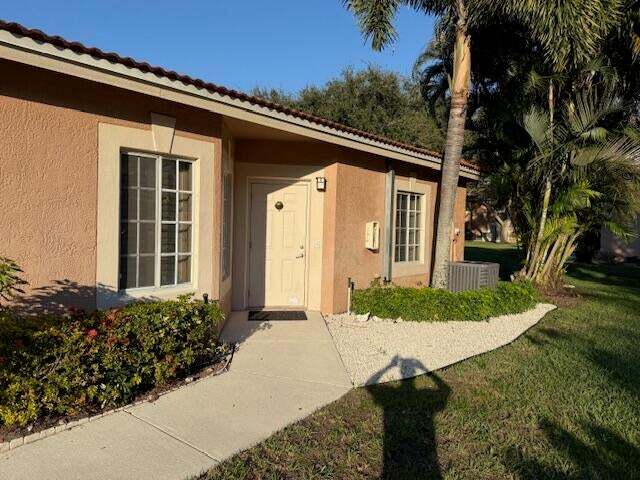 Building Photo - 9927 Kamena Cir