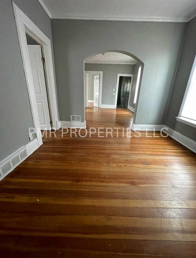 Building Photo - 5922 N 28th Ave