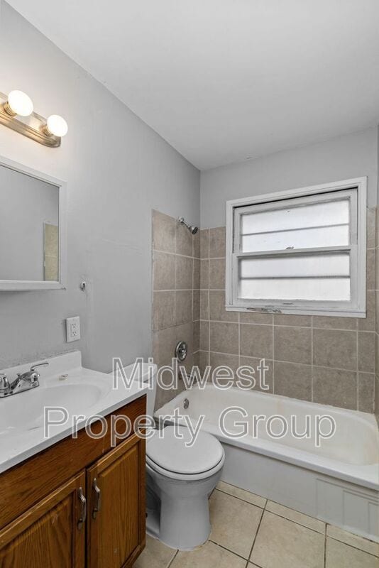 Building Photo - 405 Cameron Rd