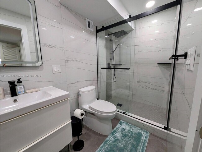 Building Photo - 500 Three Islands Boulevard