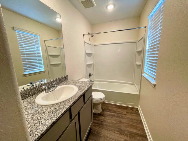 Building Photo - Move-In Special. 1 Month Free Rent with a 12-month lease