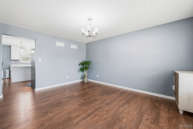 Building Photo - 463 Dusty Brook Dr
