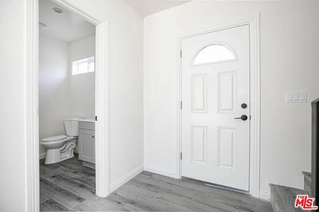 Building Photo - 6817 Bertrand Ave