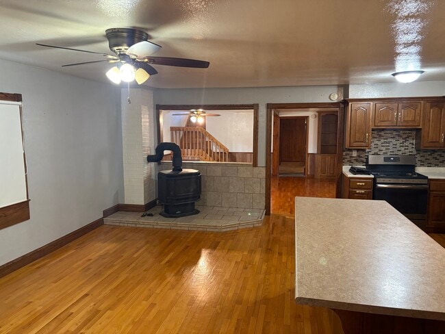 Building Photo - 14206 Grabill Rd