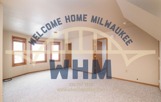 Building Photo - Bay View Gem: Convenience & Comfort Await!