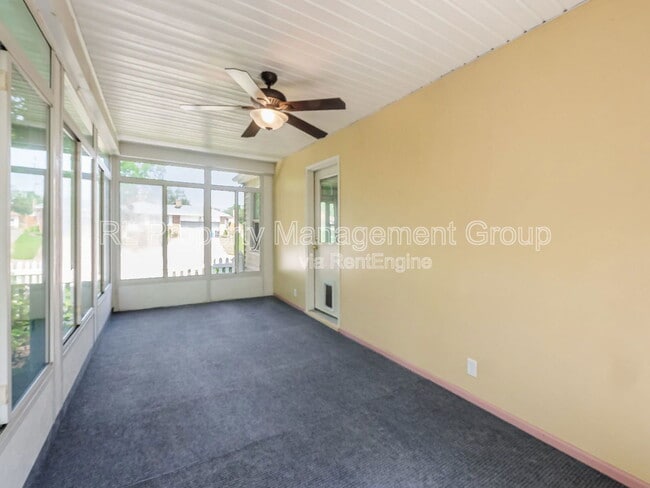 Building Photo - 2517 Minerva Lake Rd