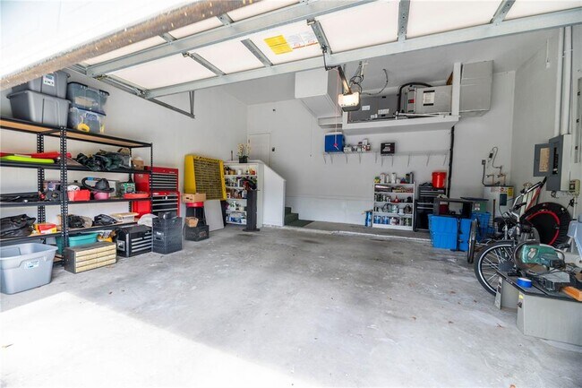 Building Photo - 5845 Danterbury Ct