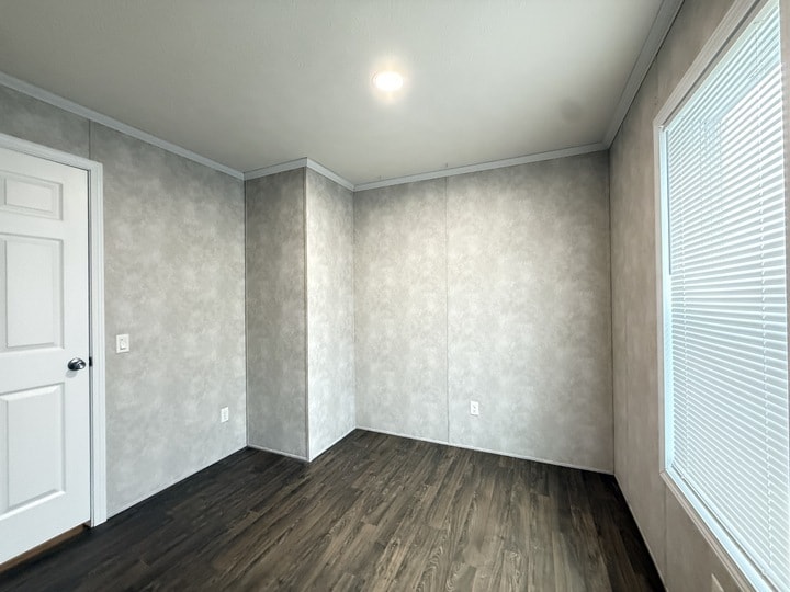 Building Photo - 10610 State Rte 762