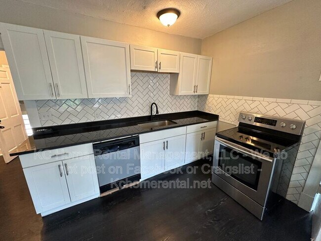 Building Photo - 3631 Pennsylvania Ave